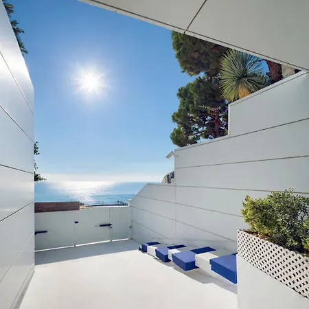 Villa In With Pool, Jacuzzi, Bbq, View, Ac, 12pax *