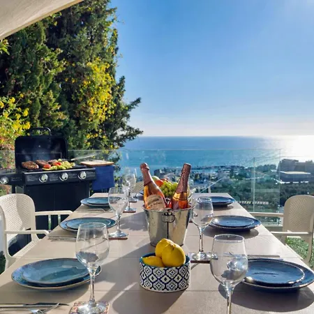 Villa In With Pool, Jacuzzi, Bbq, View, Ac, 12pax