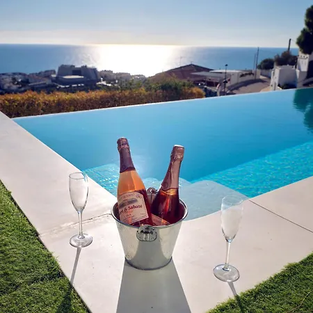 Villa In With Pool, Jacuzzi, Bbq, View, Ac, 12pax *