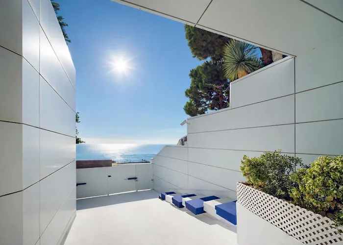 Villa In With Pool, Jacuzzi, Bbq, View, Ac, 12pax *